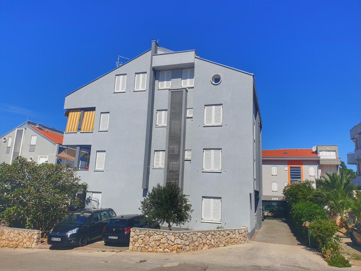Apartmán Deluxe Novalja Exteriér fotografie