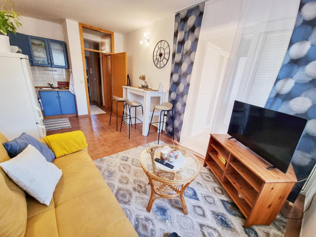 Apartmán Deluxe Novalja Exteriér fotografie