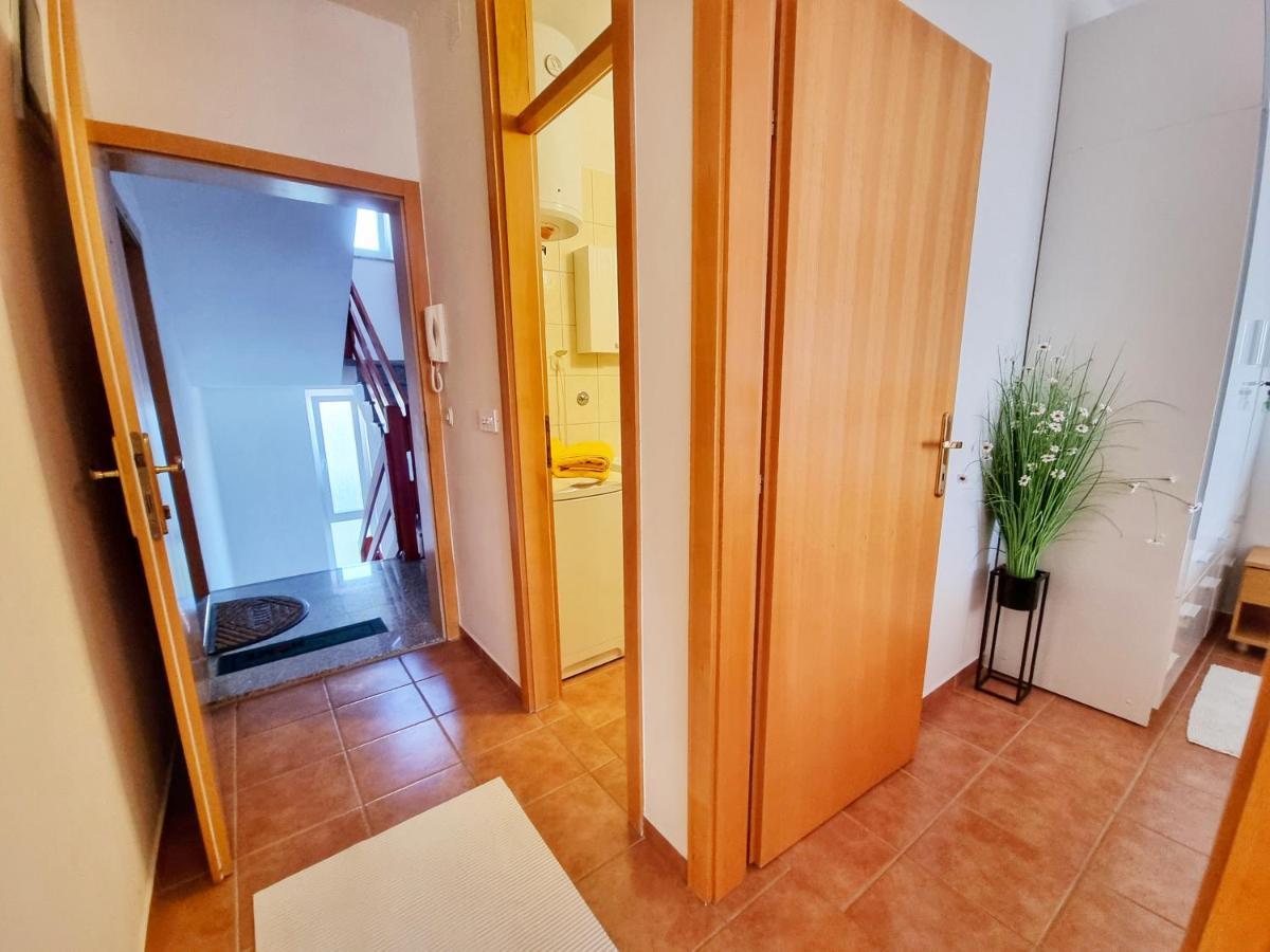 Apartmán Deluxe Novalja Exteriér fotografie