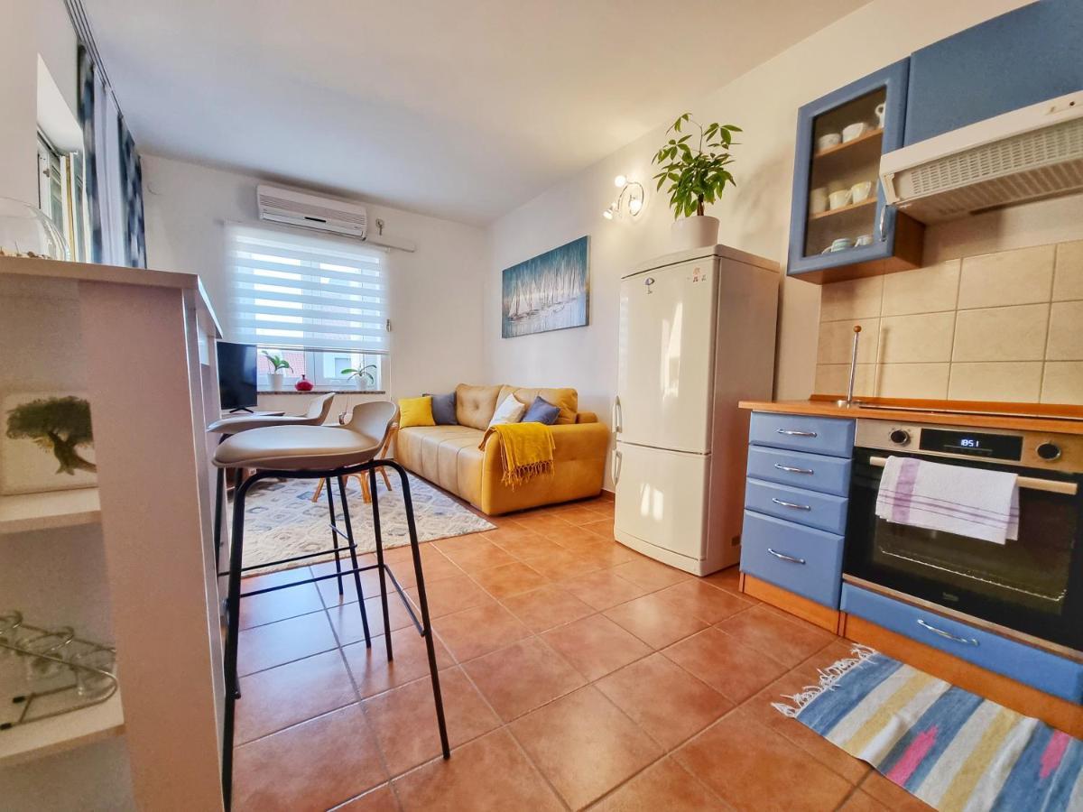 Apartmán Deluxe Novalja Exteriér fotografie