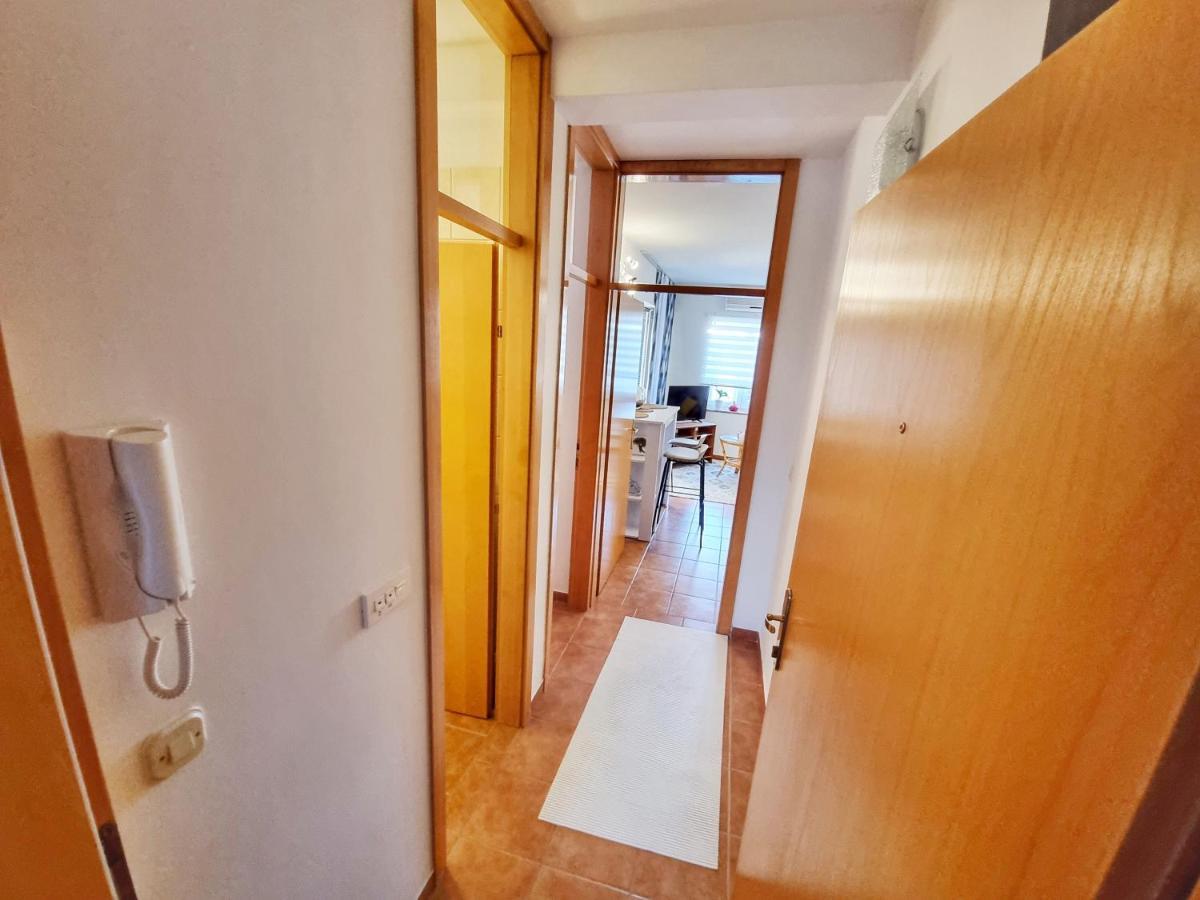 Apartmán Deluxe Novalja Exteriér fotografie